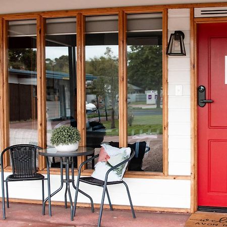 Avon River Inn Stratford Экстерьер фото
