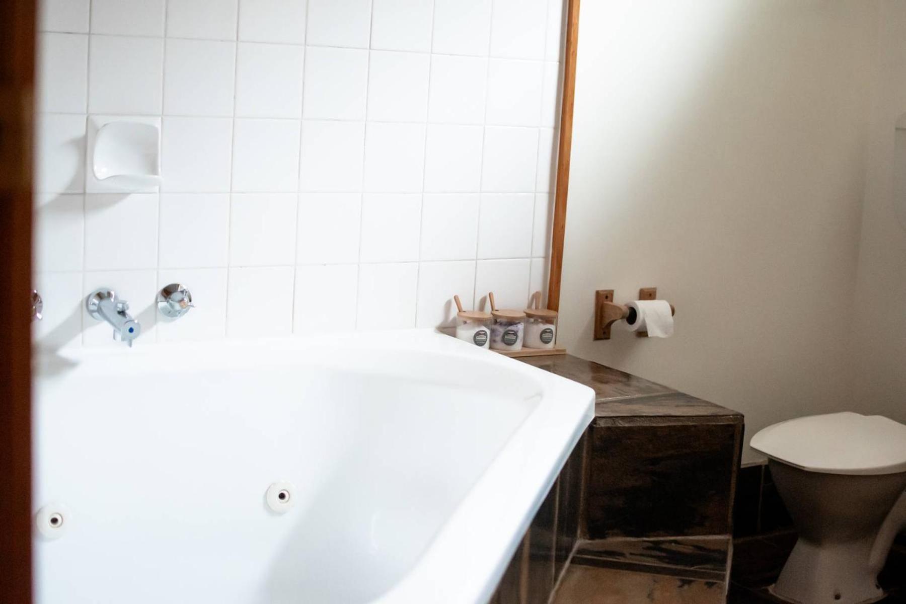 Avon River Inn Stratford Экстерьер фото