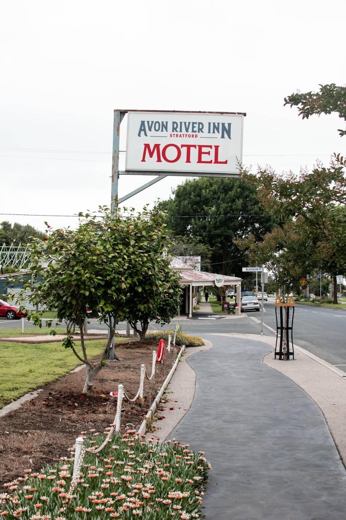 Avon River Inn Stratford Экстерьер фото