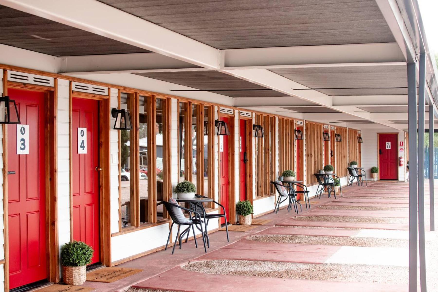 Avon River Inn Stratford Экстерьер фото